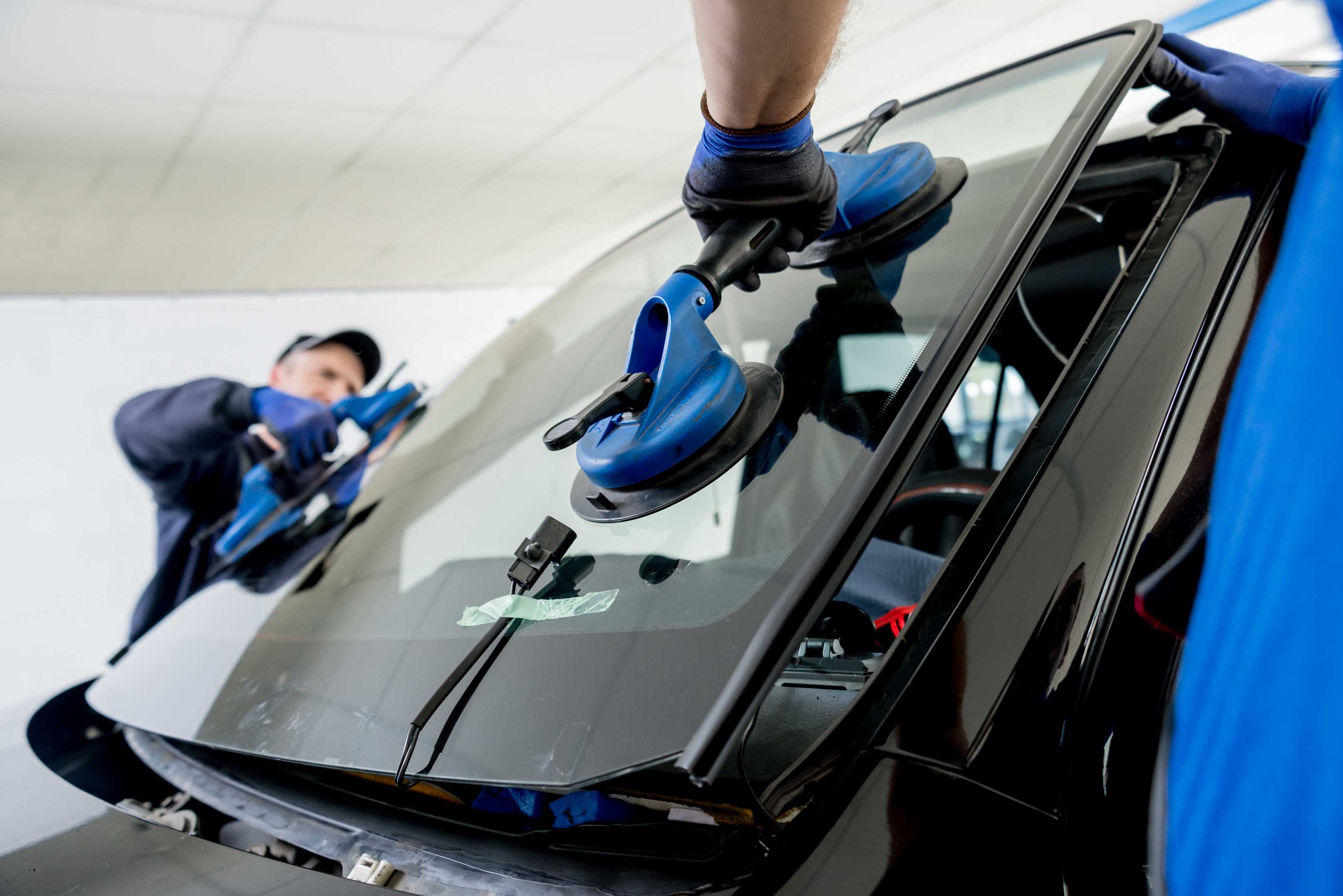 Auto Glass & Windscreen Repair in Dubai