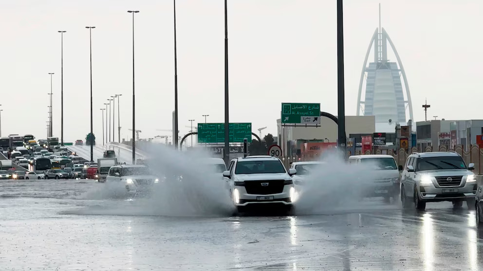 7 Essential Tips to Avoid Flood-Damaged Cars in Dubai